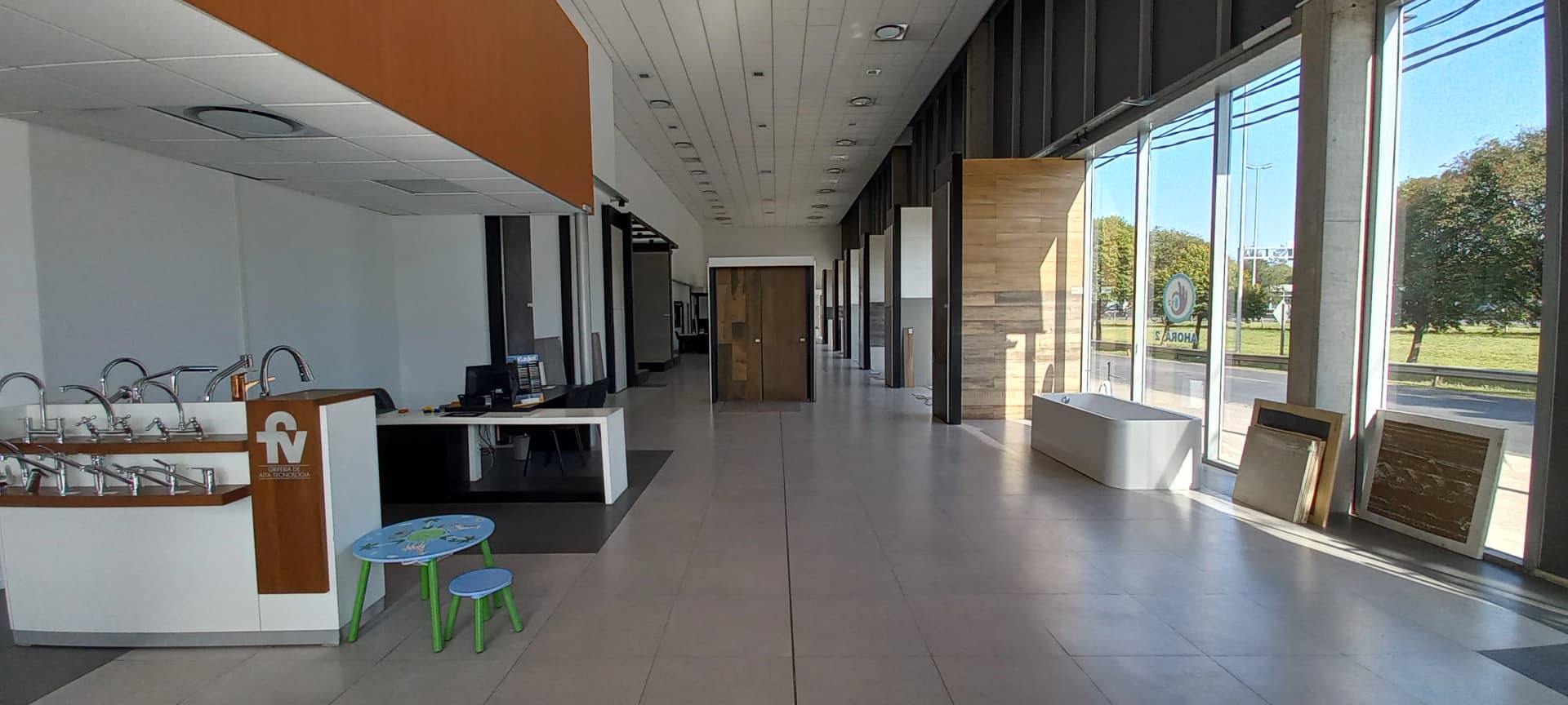 Showroom de novo porcelanatos