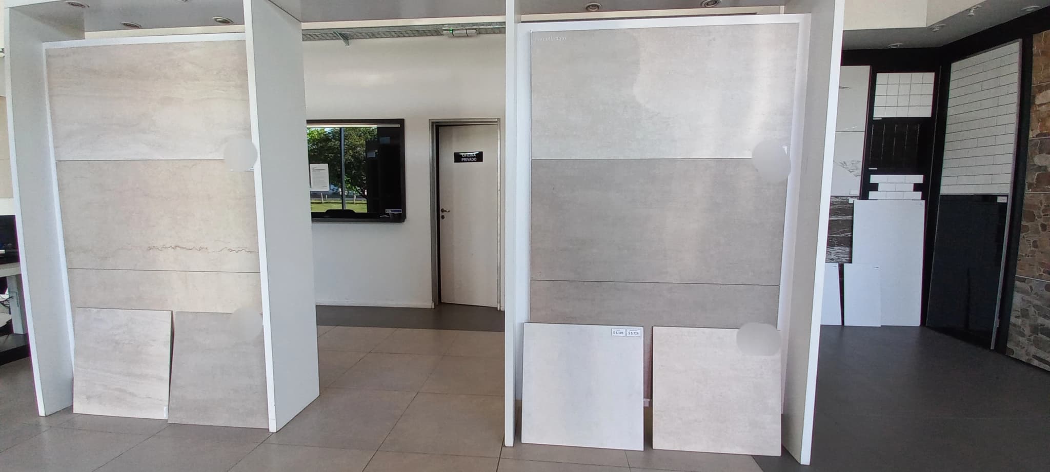 Showroom de novo porcelanatos